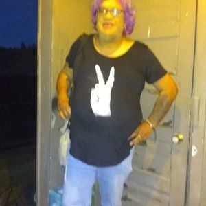 Meet your Posher, Devin